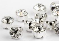 Strass sertis haut  coudre