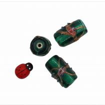 20 Perles indiennes tube vert emeraude 20mm