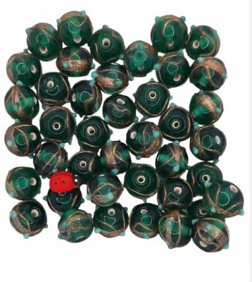 20 Perles rondes indiennes vert �meraude 13mm