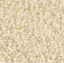 Miyuki Delica 11/0 DB0203 - Cream Ceylon x5g