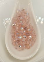 Perle facette 6mm Rose clair AB x10
