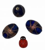 Perle indienne forme olive bleu marine 18x13mm x1
