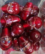 Perle indienne poire - goutte rouge 20mm 
