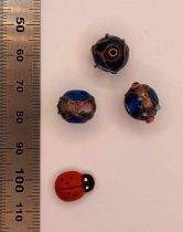 x30 Perles rondes indiennes bleues 10mm