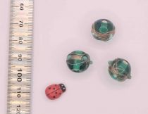 x30 Perles rondes indiennes vert émeraude 13mm